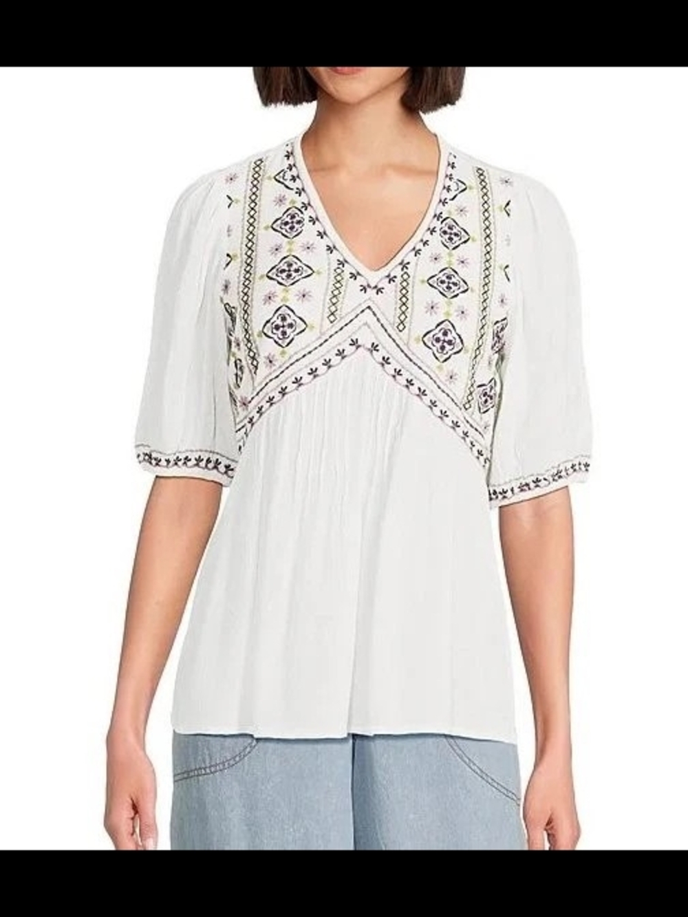 Nurture by Lamaze White Embroidered V-Neck Boho Blouse